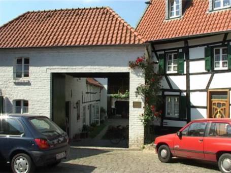 Liedberg : An der Ecke Am Markt/Schloßstraße, Historischer Ortskern